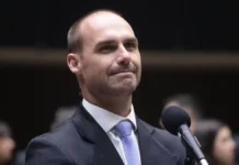 Eduardo Bolsonaro diz que ser chamado de réu pelo STF é “motivo de orgulho”
