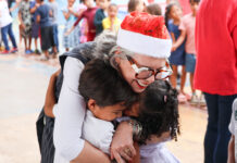 Escolas da rede pública do DF recebem ceia especial no Sabor de Natal