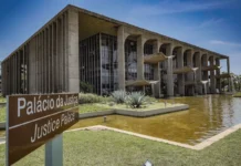 Lula nomeia ministro interino da Justiça após saída de Lewandowski