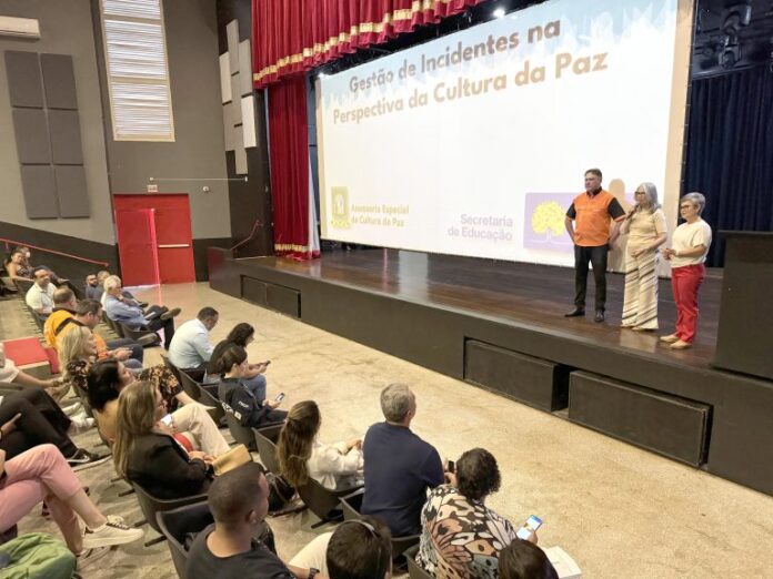 Oficinas-capacitam-professores-do-DF-para-prevencao-de-ataques-em-escolas-foto-capa