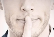 10 regras silenciosas que pessoas emocionalmente inteligentes seguem — mas raramente mencionam