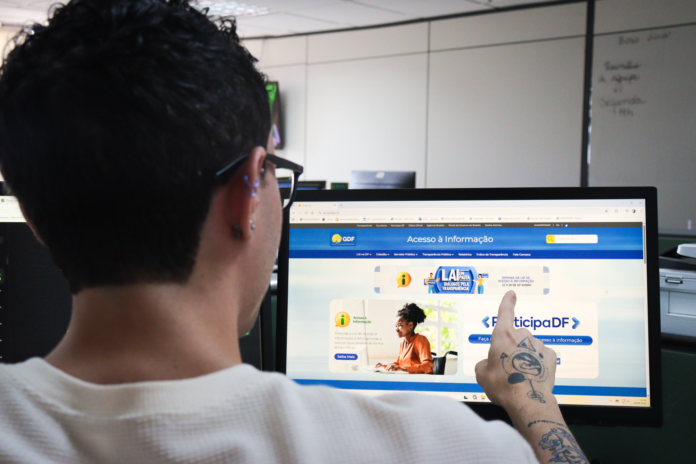 GDF recebe mais de 2 mil pedidos de acesso à informação por mês (1)
