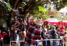 Rede Feminina reúne solidariedade e música em festa junina no Hospital de Base