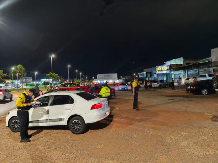 Fiscalização registra 433 infrações de trânsito no fim de semana - Por  Brasília