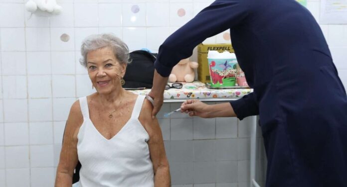 sabado-tem-vacinacao-em-18-regioes-administrativas-1296x700