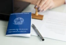 O CLT virou proposta. E o jovem está dizendo não