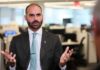 PF conclui processo administrativo e pede demissão de Eduardo Bolsonaro