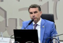 Flávio nega ter recebido dinheiro de empresa ligada ao caso Master
