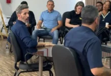 Leandro Grass recebe sindicatos e defende direitos dos trabalhadores