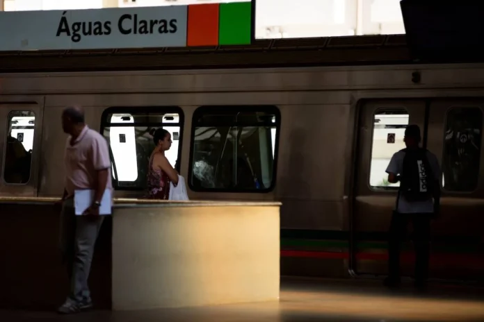 Estacao-do-Metro-em-Aguas-Claras