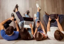 Quatro movimentos que jovens universitários estão fazendo para se destacar na faculdade