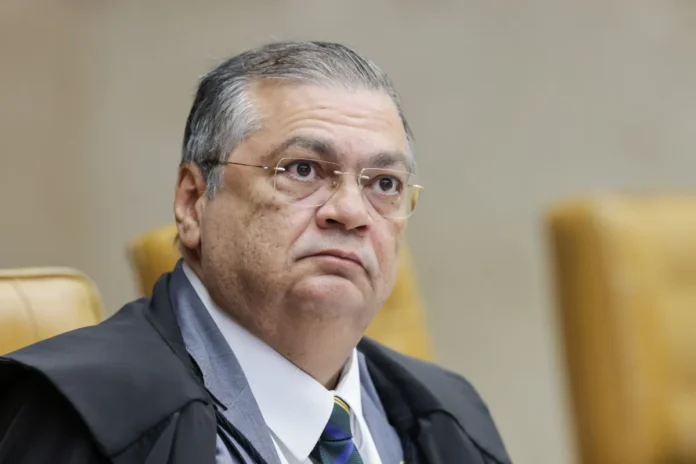 ministro-flavio-dino-plenario-stf