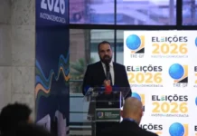 Policial aposentado tenta votar armado no DF e é detido