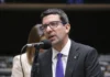PF mira deputado em operação sobre contratos de R$ 200 milhões no RJ