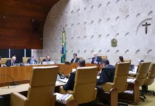 Em meio à crise histórica, STF completa um ano com 10 ministros
